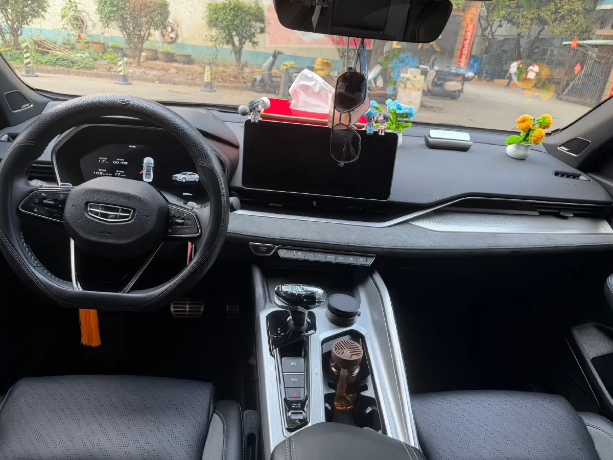 2023 Geely Preface 2.0T 190HP L4 7DCT,autocango,china used car exporter,china ev exporter,chinese used car exporter,chinese used ev exporter