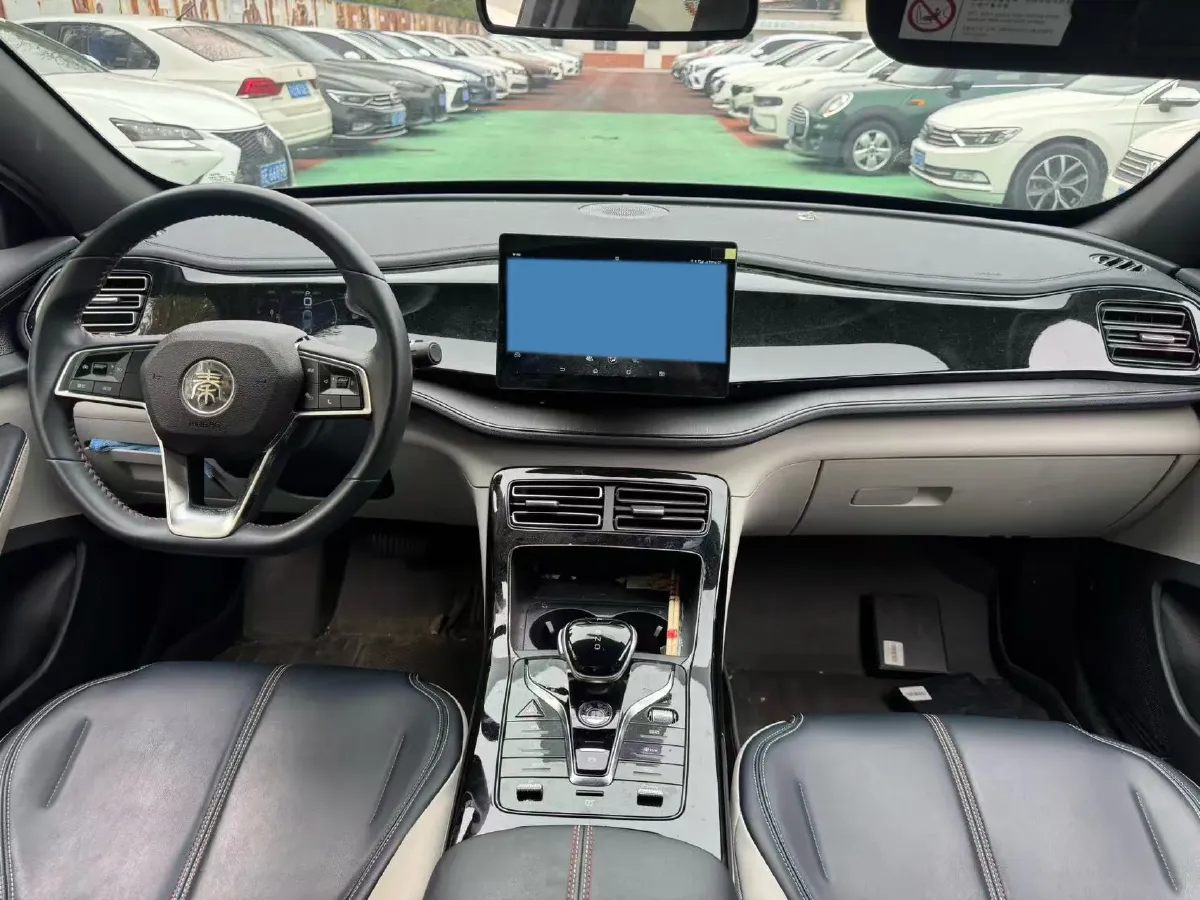 2021 Haval F7 1.5T 169HP L4 7DCT,autocango,china used car exporter,china ev exporter,chinese used car exporter,chinese used ev exporter