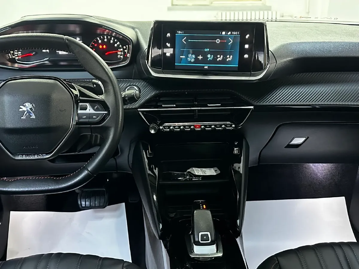 2022 Peugeot 2008 1.2T 136HP L3 6DCT,autocango,china used car exporter,china ev exporter,chinese used car exporter,chinese used ev exporter