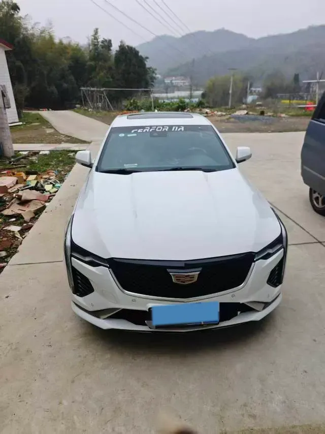 2022 Cadillac CT4 2.0T 237HP L4 8AT,autocango,china used car exporter,china ev exporter,chinese used car exporter,chinese used ev exporter