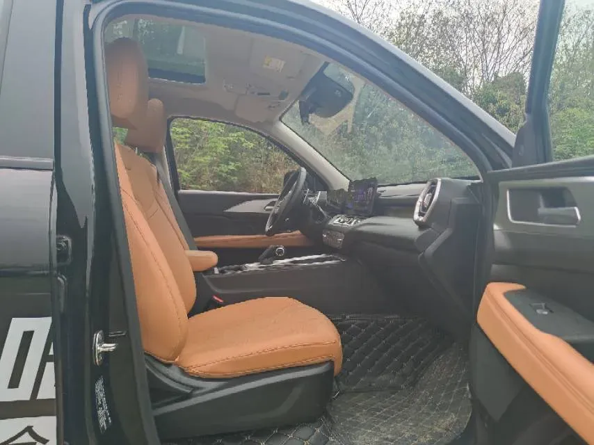 2025 Haval H5 2.0T 224HP L4 8AT,autocango,china used car exporter,china ev exporter,chinese used car exporter,chinese used ev exporter