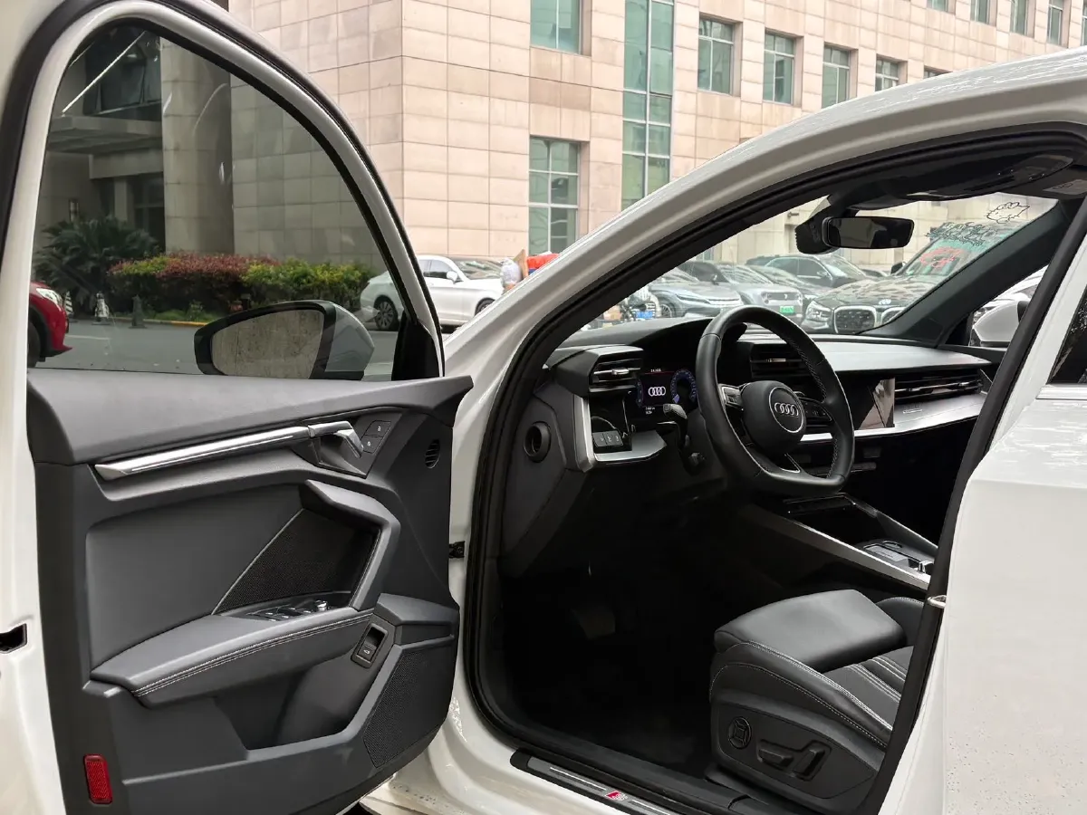 2024 Audi A3 1.4T 150HP L4 7DCT,autocango,china used car exporter,china ev exporter,chinese used car exporter,chinese used ev exporter