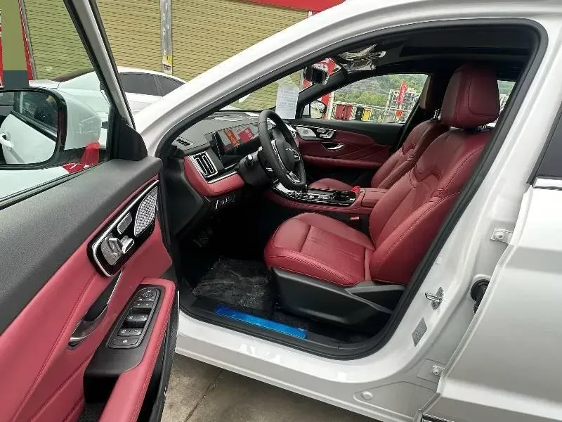 2021 Jetour X70 Plus 1.5T 156HP L4 6DCT,autocango,china used car exporter,china ev exporter,chinese used car exporter,chinese used ev exporter