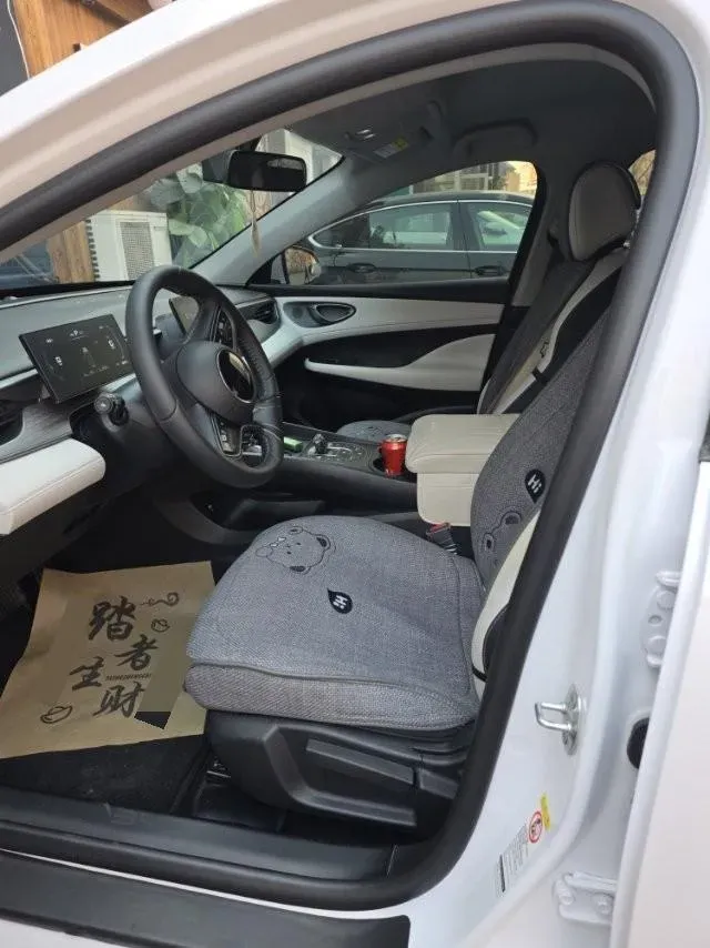 2025 BYD Seal05 DM-i 1.5L 101HP L4 E-CVT PHEV 7.68KWH,autocango,china used car exporter,china ev exporter,chinese used car exporter,chinese used ev exporter