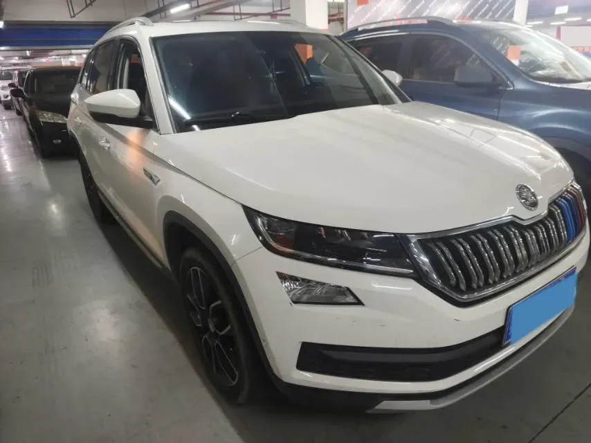 2020 Skoda Kodiak 2.0T 186HP L4 7DCT,autocango,china used car exporter,china ev exporter,chinese used car exporter,chinese used ev exporter