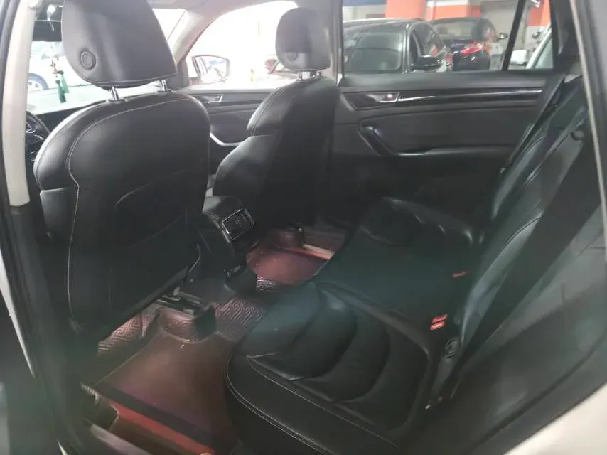 2020 Skoda Kodiak 2.0T 186HP L4 7DCT,autocango,china used car exporter,china ev exporter,chinese used car exporter,chinese used ev exporter