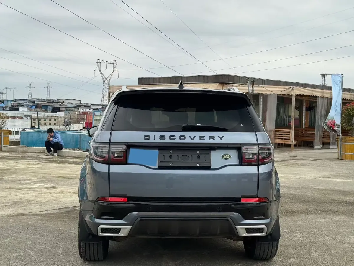 2020 Land Rover Discovery Sport 2.0T 249HP L4 9AT,autocango,china used car exporter,china ev exporter,chinese used car exporter,chinese used ev exporter