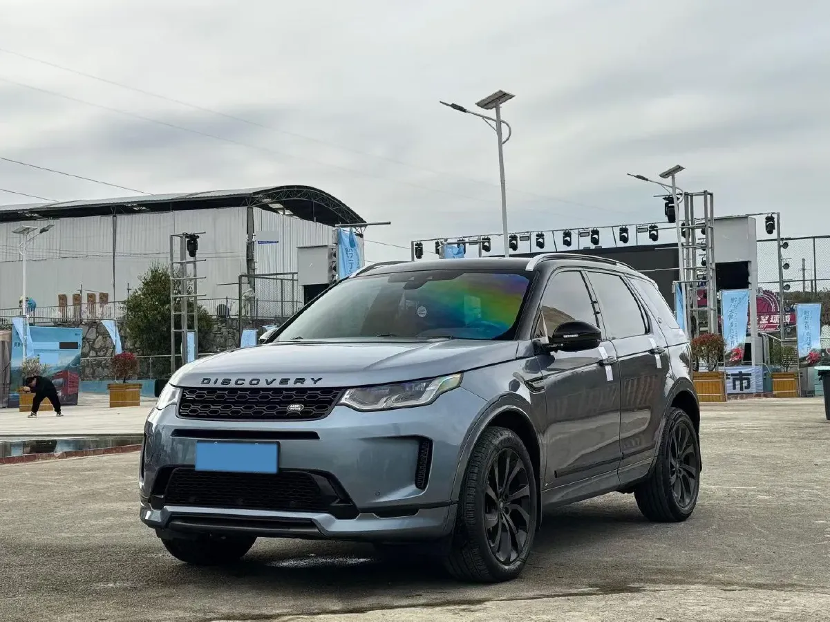 2020 Land Rover Discovery Sport 2.0T 249HP L4 9AT,autocango,china used car exporter,china ev exporter,chinese used car exporter,chinese used ev exporter