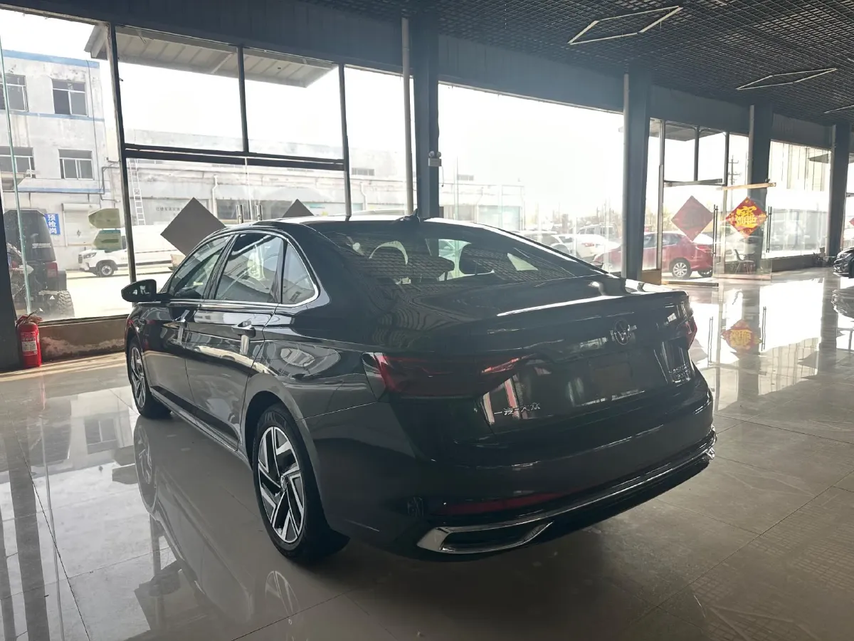 2023 Volkswagen Sagitar 1.5T 160HP L4 7DCT,autocango,china used car exporter,china ev exporter,chinese used car exporter,chinese used ev exporter