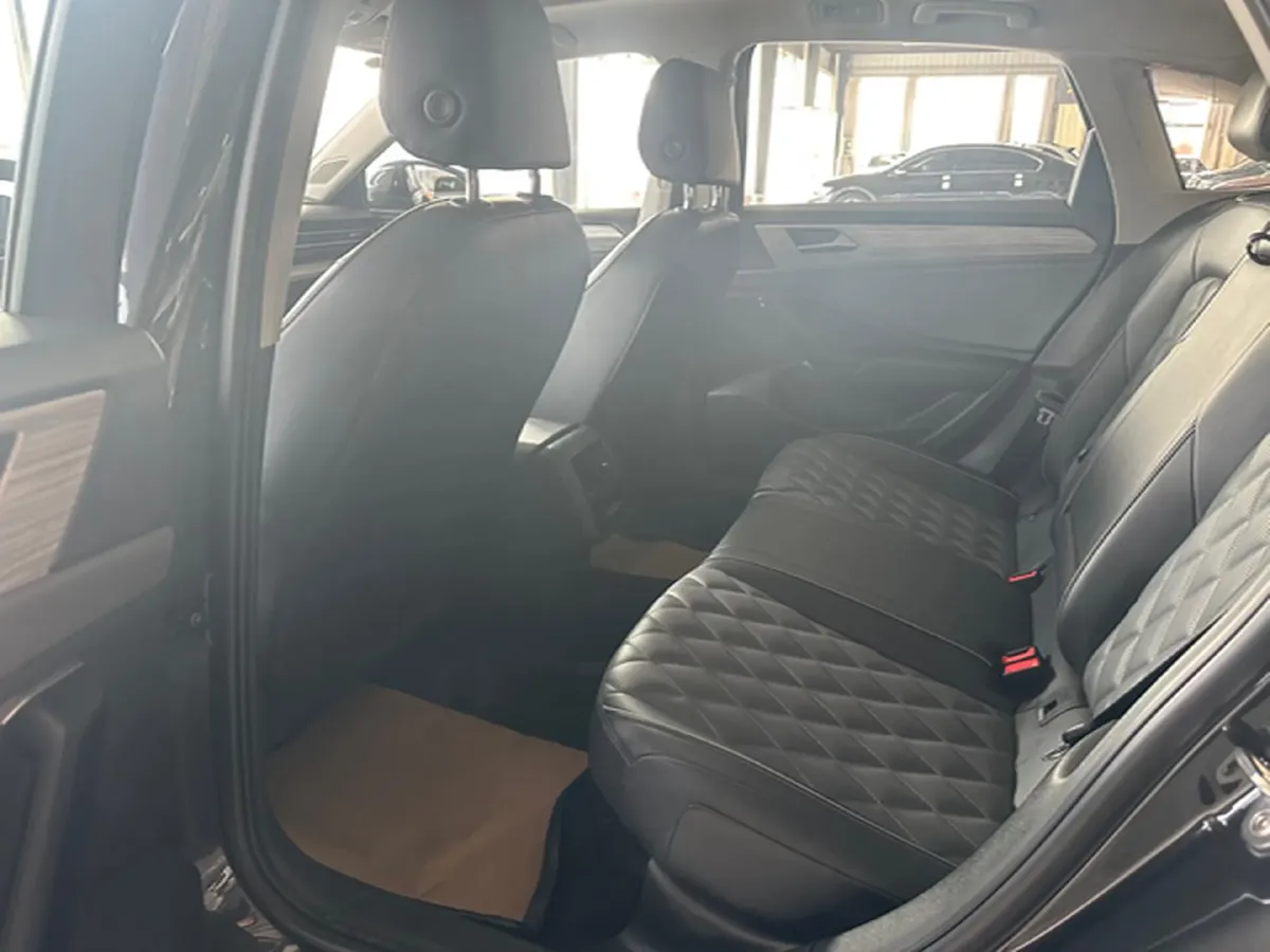 2023 Volkswagen Sagitar 1.5T 160HP L4 7DCT,autocango,china used car exporter,china ev exporter,chinese used car exporter,chinese used ev exporter