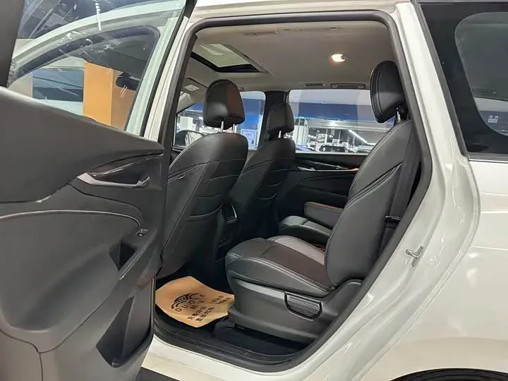 2021 MAXUS G50 1.5T 169HP L4 7DCT,autocango,china used car exporter,china ev exporter,chinese used car exporter,chinese used ev exporter