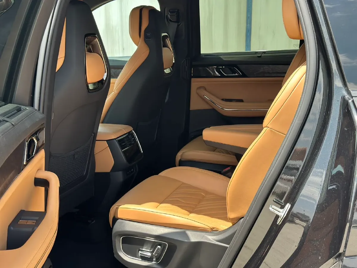 2021 Buick GL8 2.0T 237HP L4 9AT,autocango,china used car exporter,china ev exporter,chinese used car exporter,chinese used ev exporter