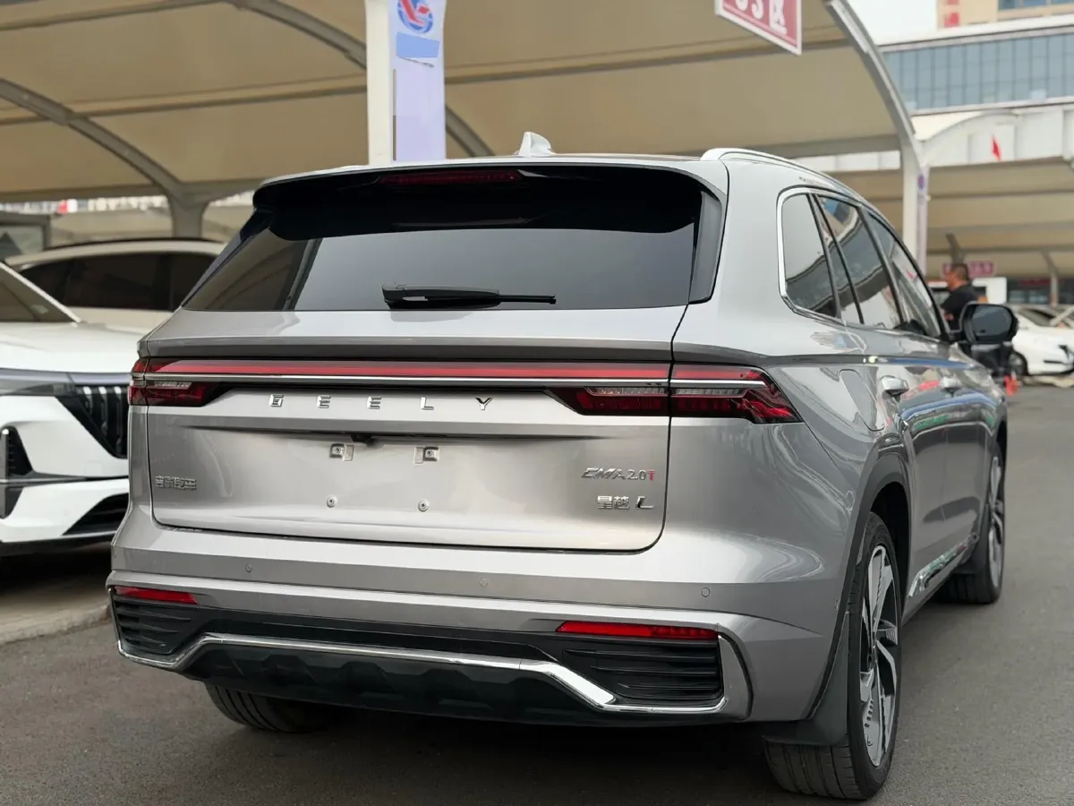 2021 Geely Monjaro 2.0T 218HP L4 7DCT,autocango,china used car exporter,china ev exporter,chinese used car exporter,chinese used ev exporter