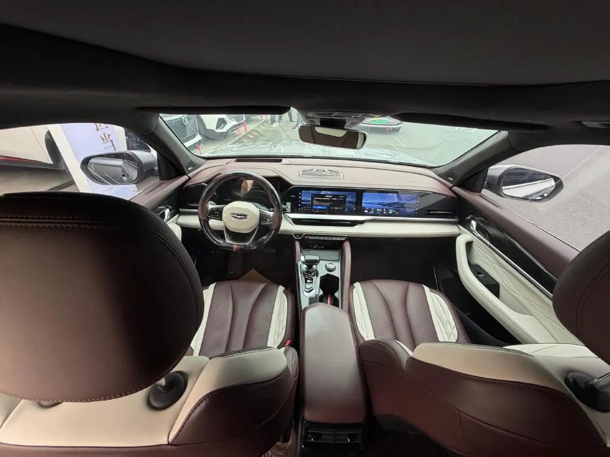 2021 Geely Monjaro 2.0T 218HP L4 7DCT,autocango,china used car exporter,china ev exporter,chinese used car exporter,chinese used ev exporter