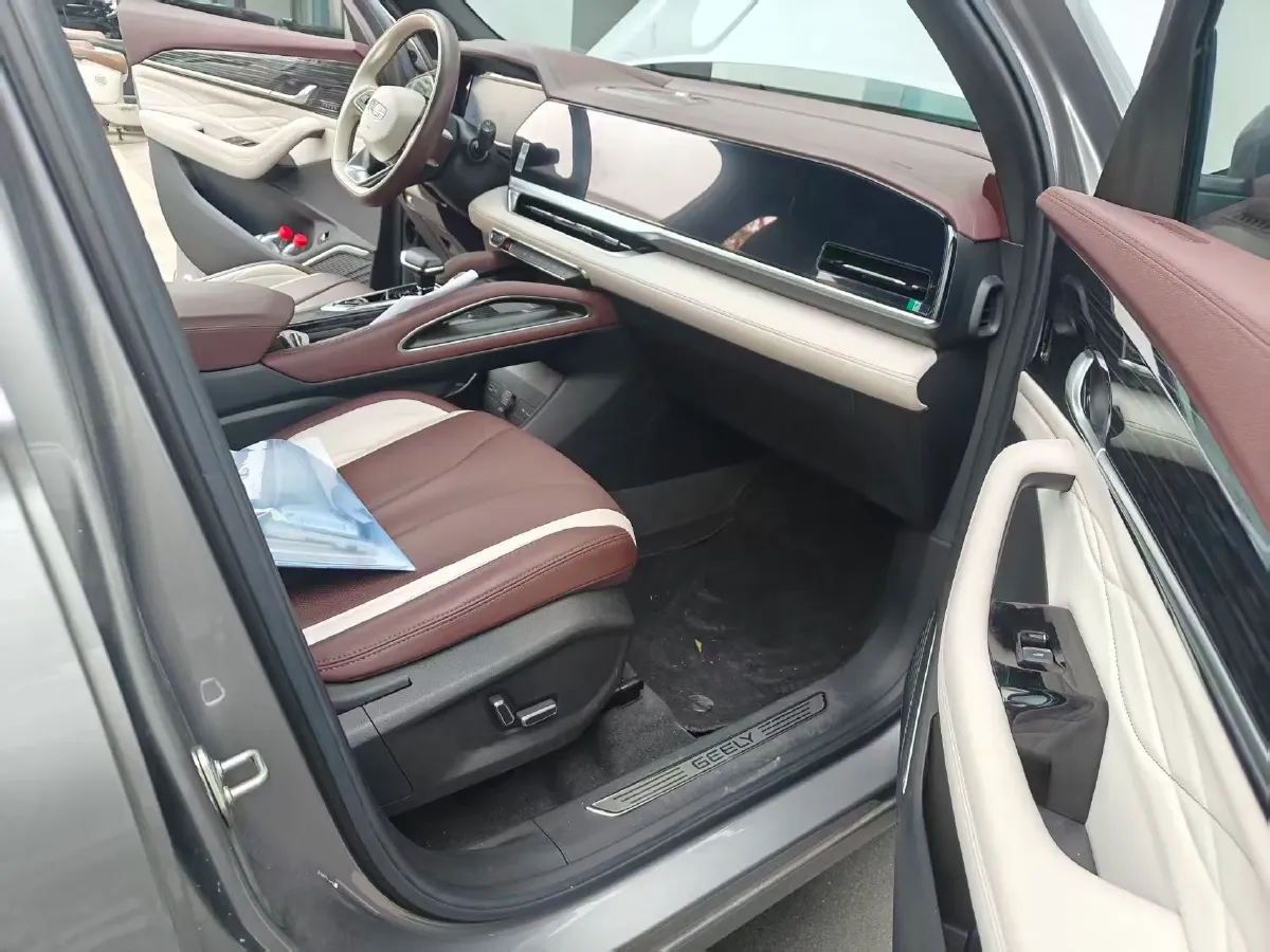 2024 Geely Monjaro 2.0T 238HP L4 8AT,autocango,china used car exporter,china ev exporter,chinese used car exporter,chinese used ev exporter