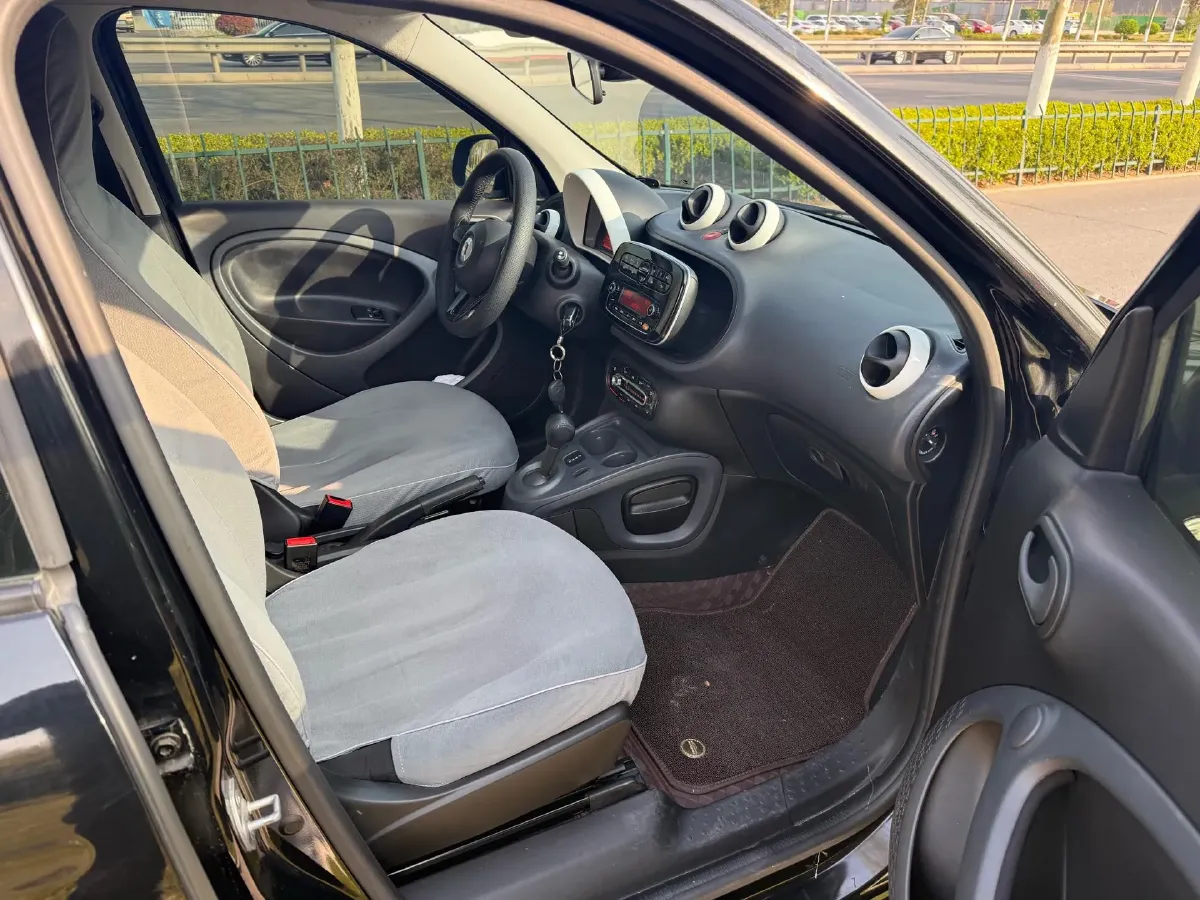 2016 Nissan Sylphy 1.6L 126HP L4 CVT,autocango,china used car exporter,china ev exporter,chinese used car exporter,chinese used ev exporter