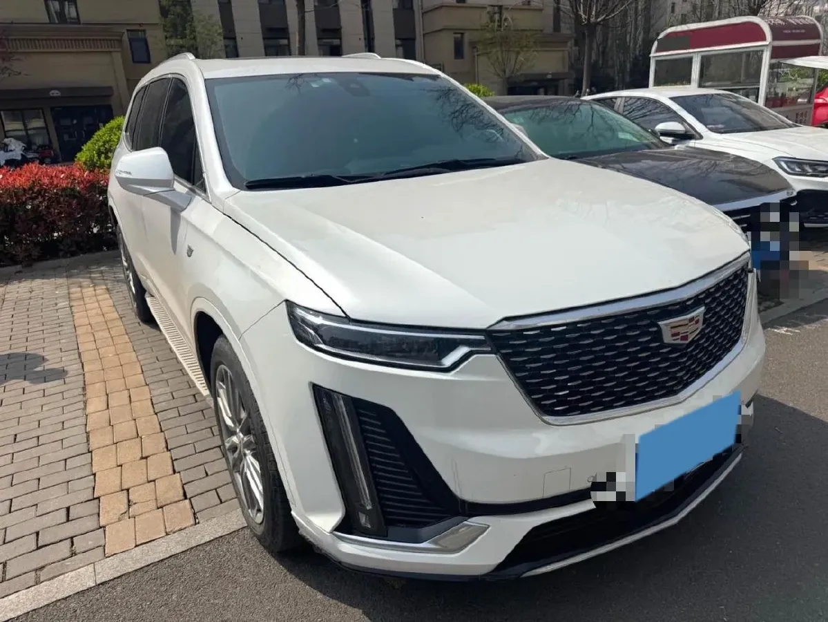 2022 Cadillac XT6 2.0T 237HP L4 9AT,autocango,china used car exporter,china ev exporter,chinese used car exporter,chinese used ev exporter