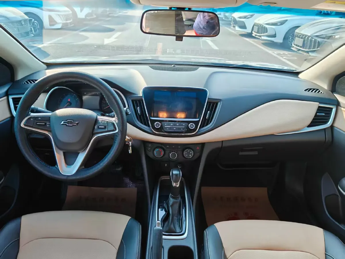 2022 Chevrolet Monza 1.5L 113HP L4 6AT,autocango,china used car exporter,china ev exporter,chinese used car exporter,chinese used ev exporter