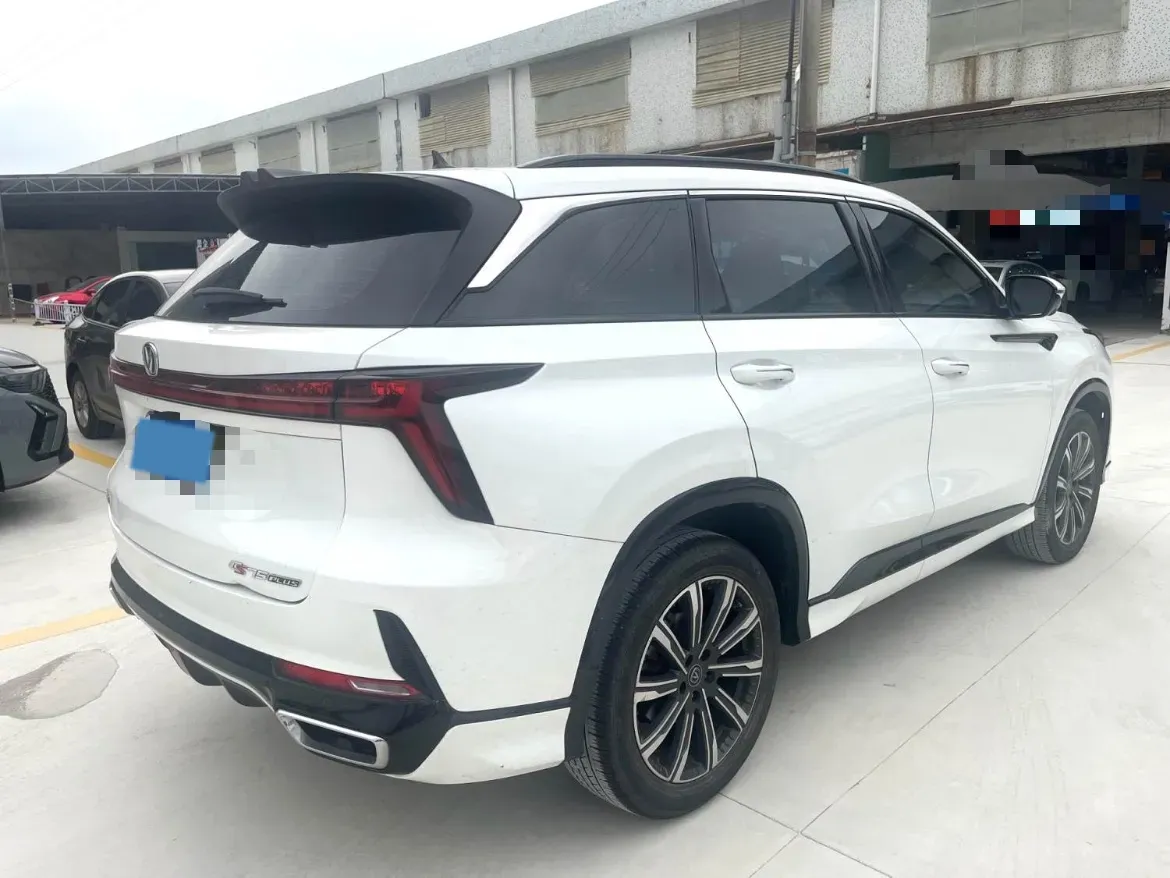 2023 ChangAn CS75 Plus 1.5T 188HP L4 8AT,autocango,china used car exporter,china ev exporter,chinese used car exporter,chinese used ev exporter
