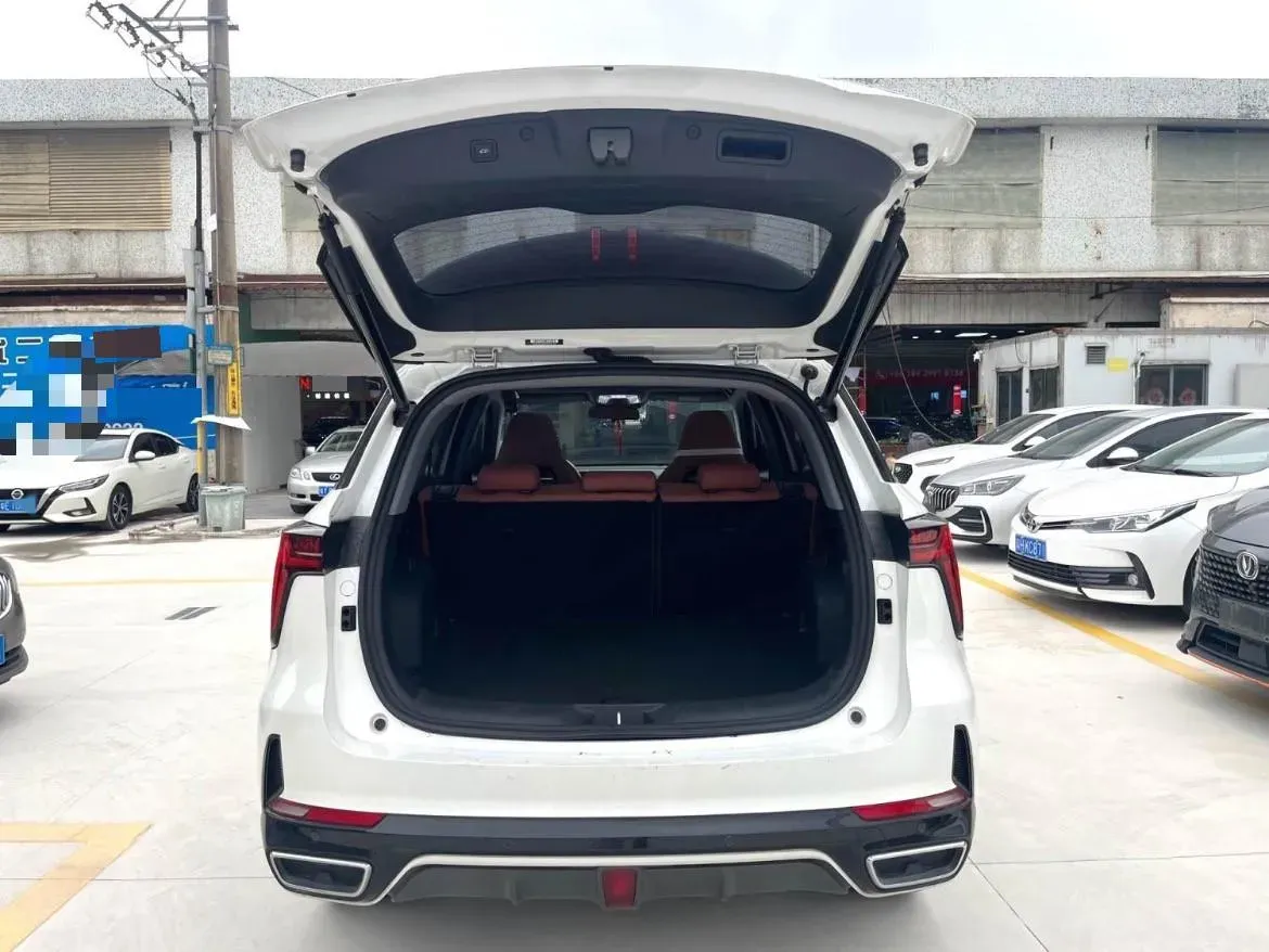2023 ChangAn CS75 Plus 1.5T 188HP L4 8AT,autocango,china used car exporter,china ev exporter,chinese used car exporter,chinese used ev exporter