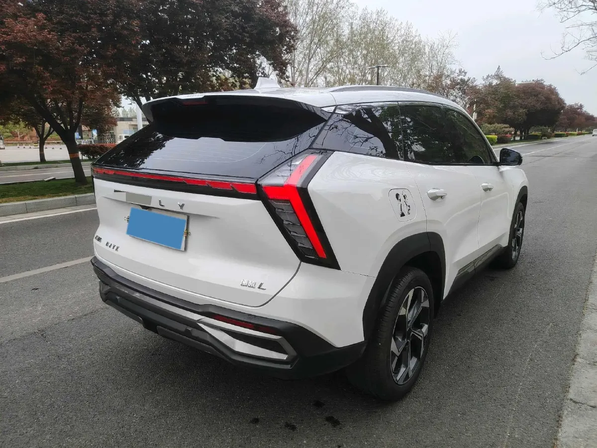 2023 Geely StarRay 1.5T 181HP L4 7DCT,autocango,china used car exporter,china ev exporter,chinese used car exporter,chinese used ev exporter