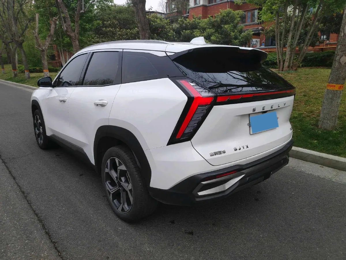 2023 Geely StarRay 1.5T 181HP L4 7DCT,autocango,china used car exporter,china ev exporter,chinese used car exporter,chinese used ev exporter