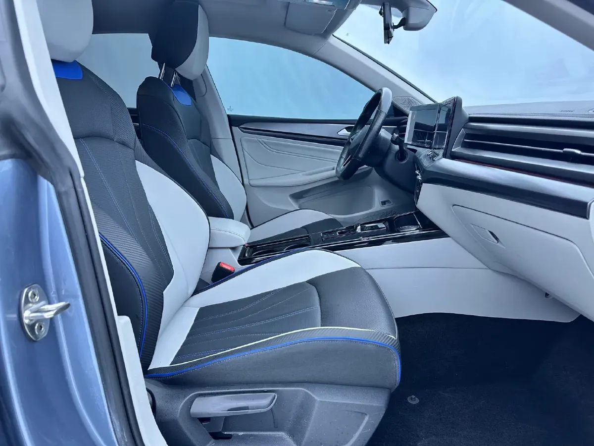 2022 Exceed TXL 2.0T 261HP L4 7DCT,autocango,china used car exporter,china ev exporter,chinese used car exporter,chinese used ev exporter