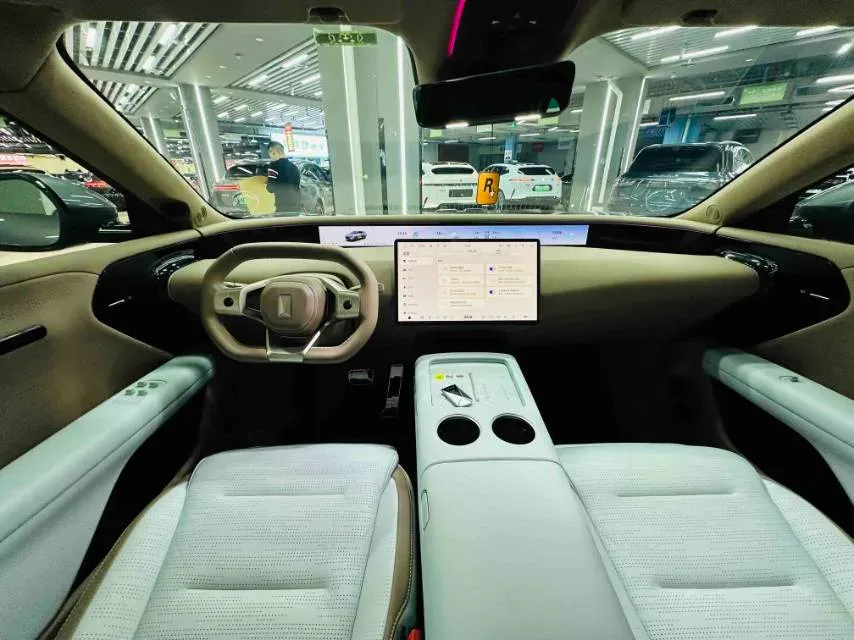 2024 Avatr 07 1.5T 156HP L4 REEV 39.05KWH,autocango,china used car exporter,china ev exporter,chinese used car exporter,chinese used ev exporter