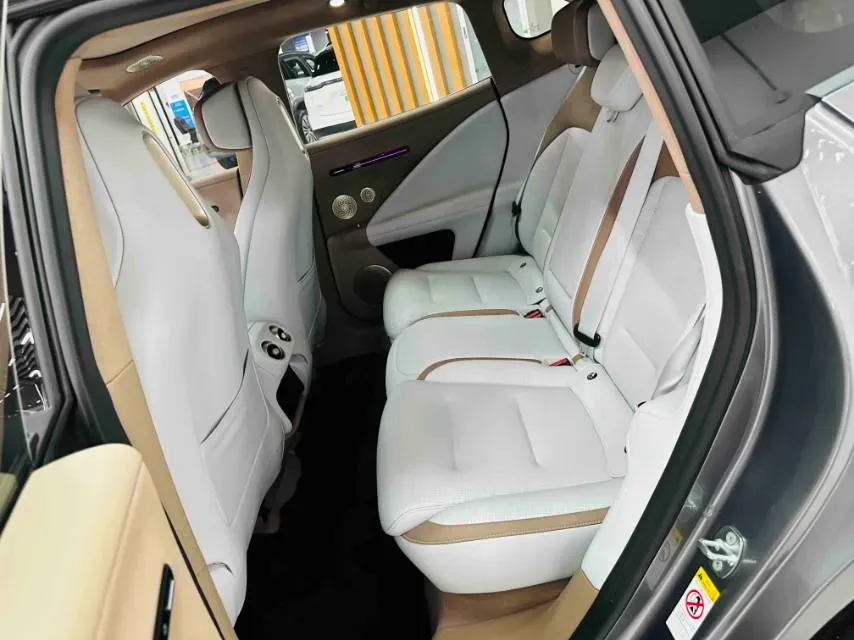 2024 Avatr 07 1.5T 156HP L4 REEV 39.05KWH,autocango,china used car exporter,china ev exporter,chinese used car exporter,chinese used ev exporter