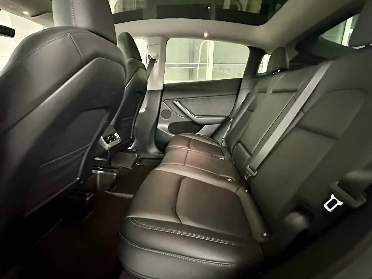 2022 BMW 3 Series 2.0T 184HP L4 8AT,autocango,china used car exporter,china ev exporter,chinese used car exporter,chinese used ev exporter