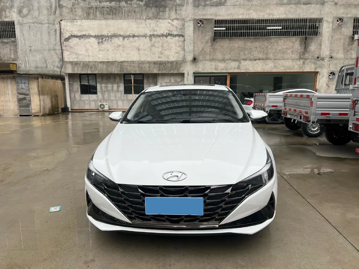 2021 Hyundai Elantra 1.5L 115HP L4 CVT,autocango,china used car exporter,china ev exporter,chinese used car exporter,chinese used ev exporter