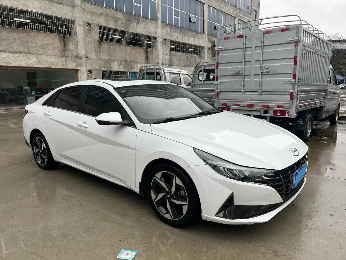 2021 Hyundai Elantra 1.5L 115HP L4 CVT,autocango,china used car exporter,china ev exporter,chinese used car exporter,chinese used ev exporter