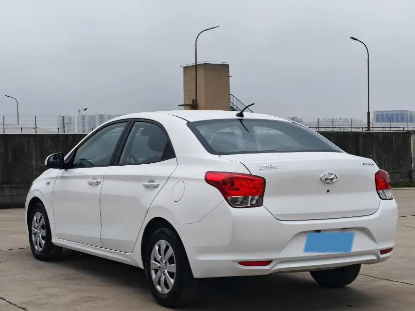 2017 Hyundai Reina 1.4L 95HP L4 5MT,autocango,china used car exporter,china ev exporter,chinese used car exporter,chinese used ev exporter