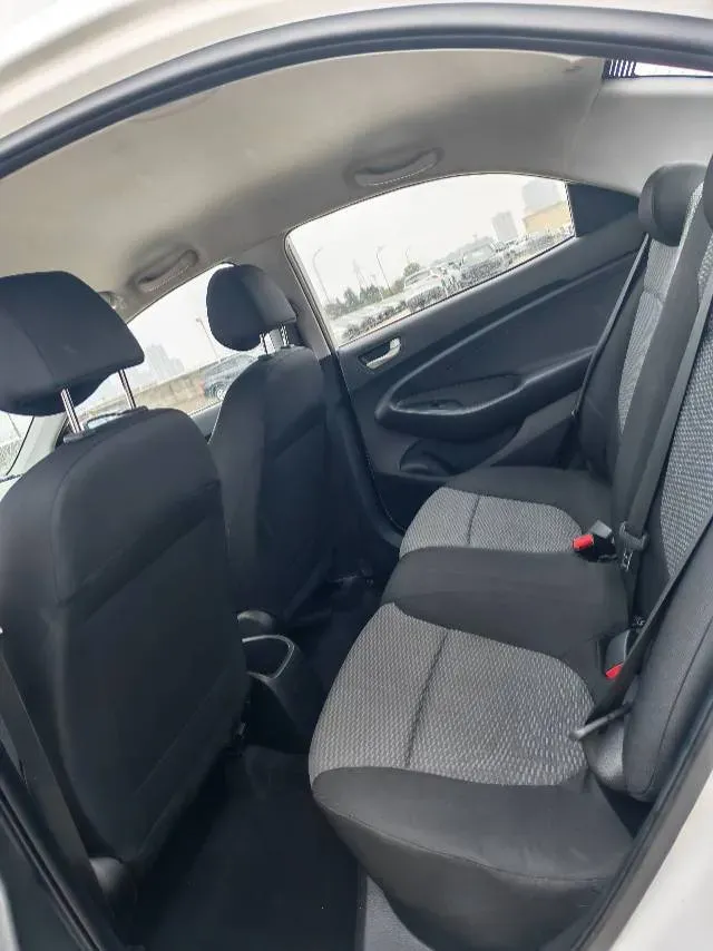 2017 Hyundai Reina 1.4L 95HP L4 5MT,autocango,china used car exporter,china ev exporter,chinese used car exporter,chinese used ev exporter