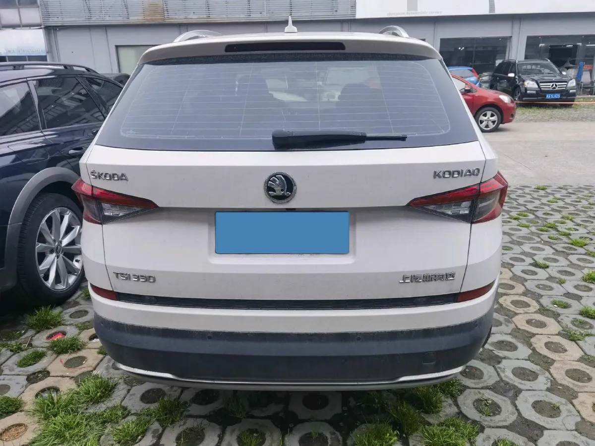 2018 Skoda Kodiak 2.0T 186HP L4 7DCT,autocango,china used car exporter,china ev exporter,chinese used car exporter,chinese used ev exporter