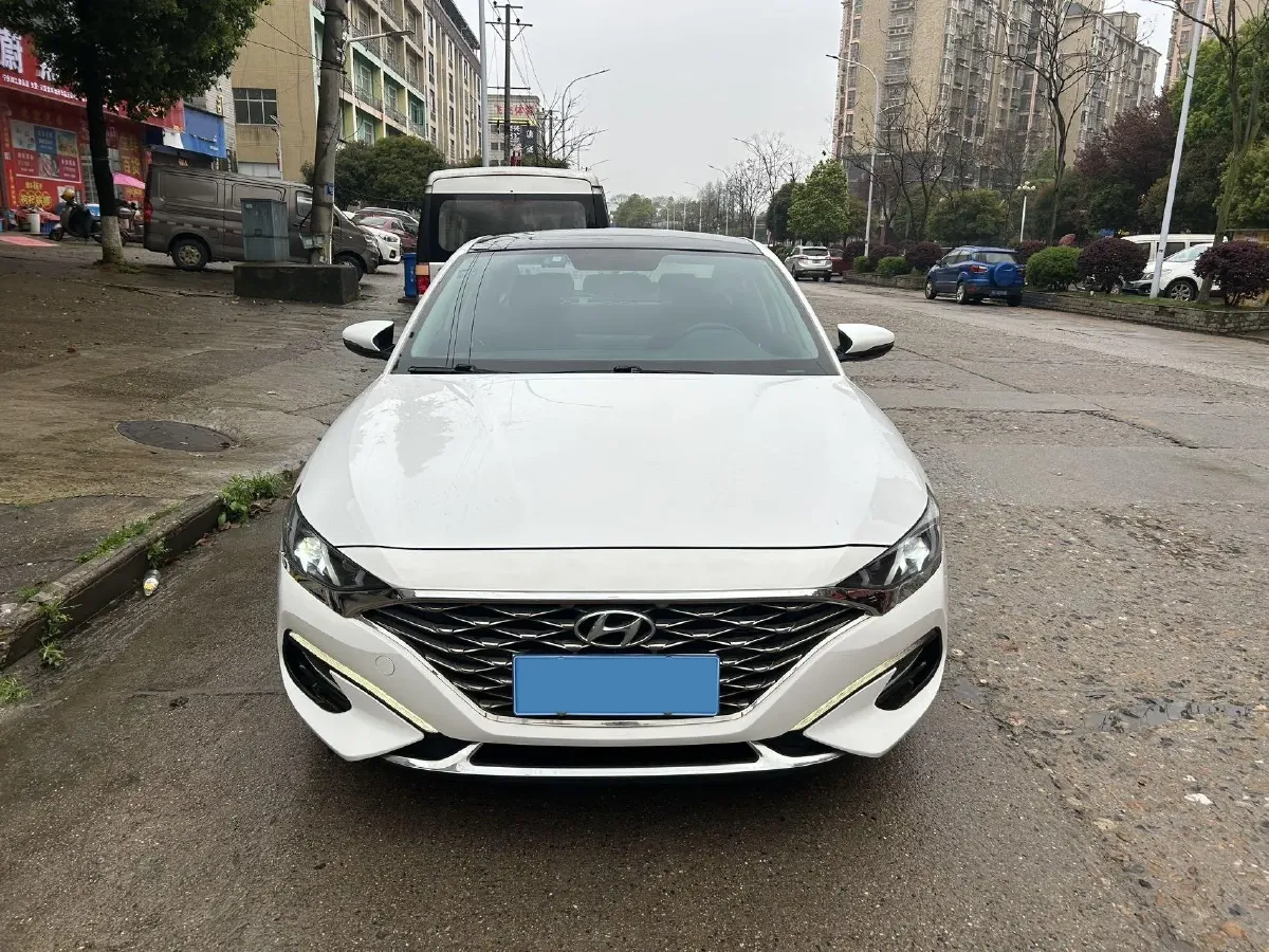 2019 Hyundai La Festa 1.6T 204HP L4 7DCT,autocango,china used car exporter,china ev exporter,chinese used car exporter,chinese used ev exporter