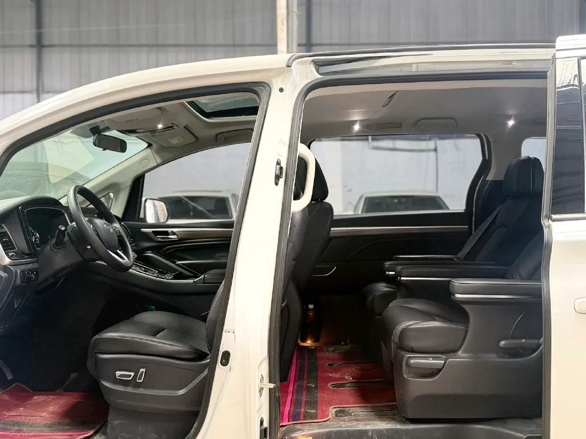 2023 GAC Trumpchi M8 2.0T 252HP L4 8AT,autocango,china used car exporter,china ev exporter,chinese used car exporter,chinese used ev exporter