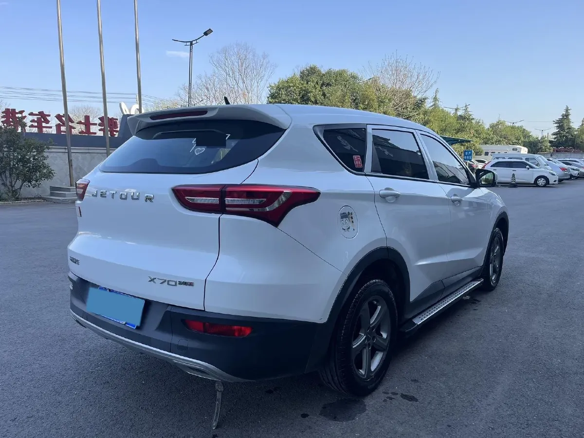 2018 Jetour X70 1.5T 147HP L4 5MT,autocango,china used car exporter,china ev exporter,chinese used car exporter,chinese used ev exporter