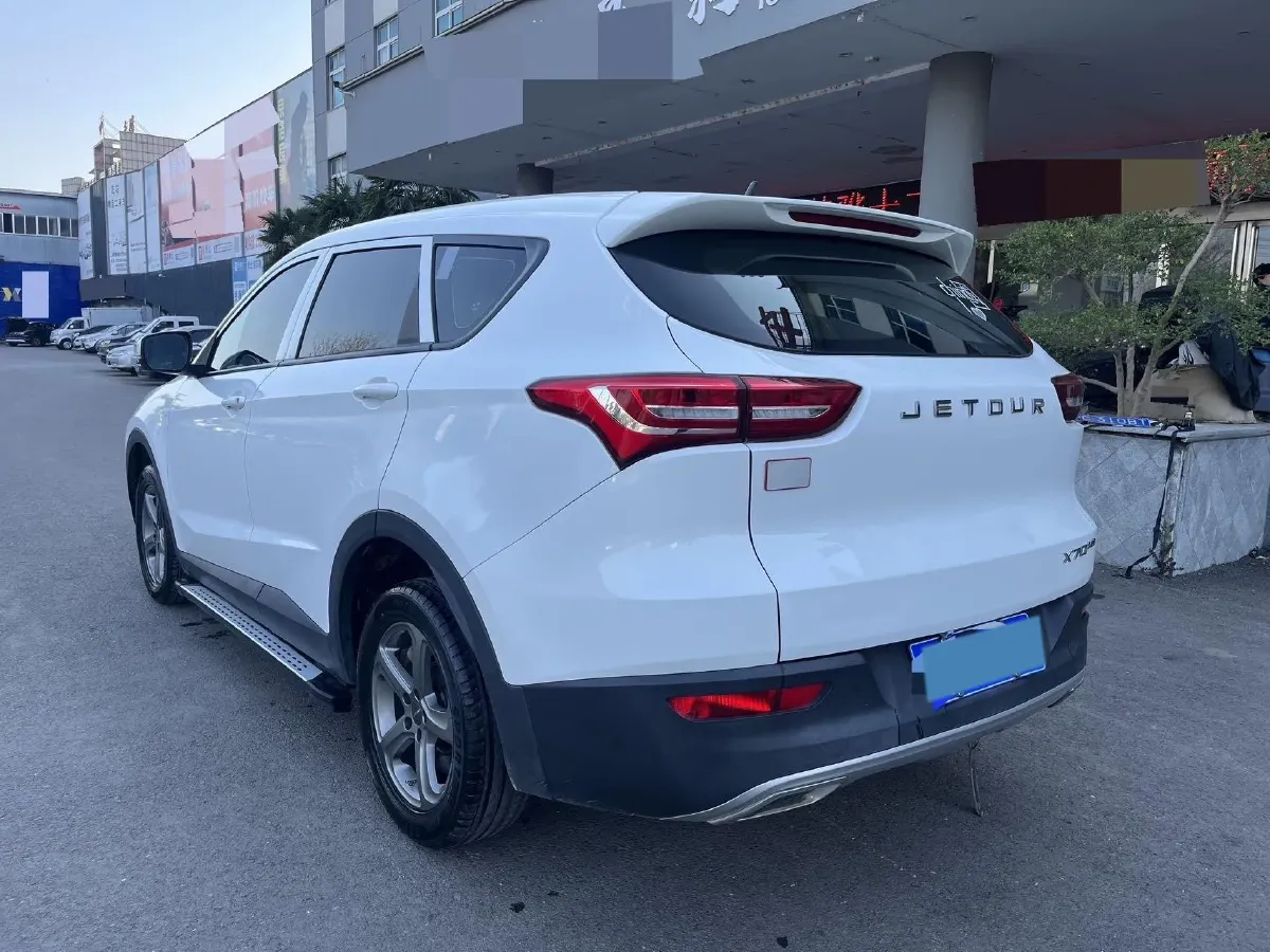 2018 Jetour X70 1.5T 147HP L4 5MT,autocango,china used car exporter,china ev exporter,chinese used car exporter,chinese used ev exporter