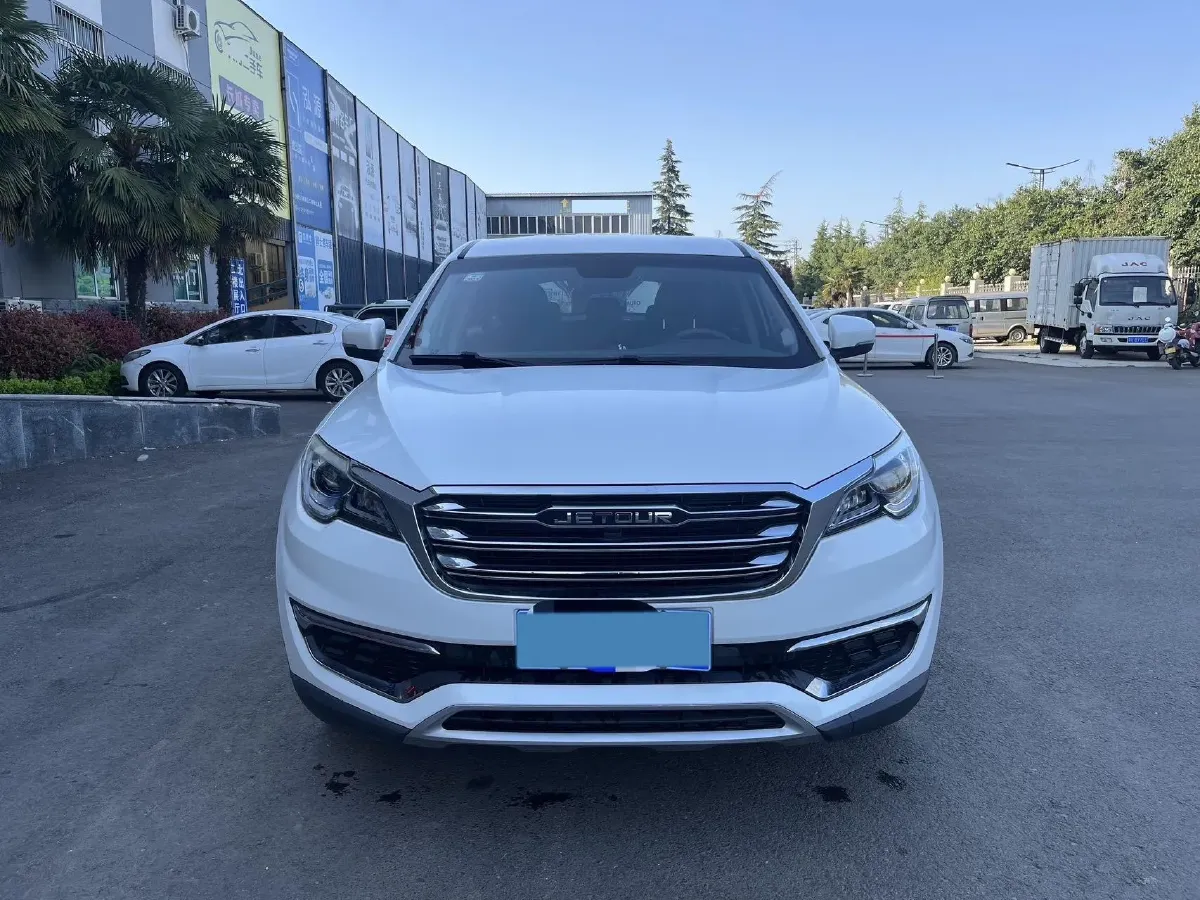 2018 Jetour X70 1.5T 147HP L4 5MT,autocango,china used car exporter,china ev exporter,chinese used car exporter,chinese used ev exporter