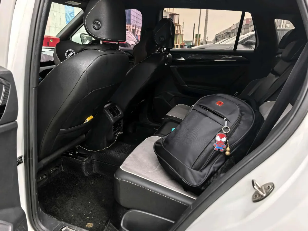 2020 Volkswagen Tayron 2.0T 220HP L4 7DCT,autocango,china used car exporter,china ev exporter,chinese used car exporter,chinese used ev exporter