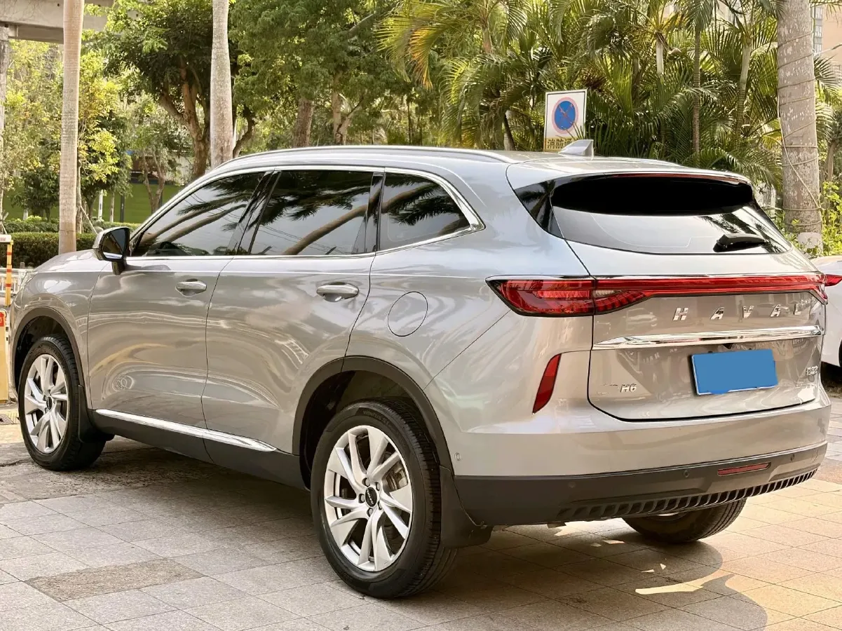 2021 Haval H6 1.5T 169HP L4 7DCT,autocango,china used car exporter,china ev exporter,chinese used car exporter,chinese used ev exporter