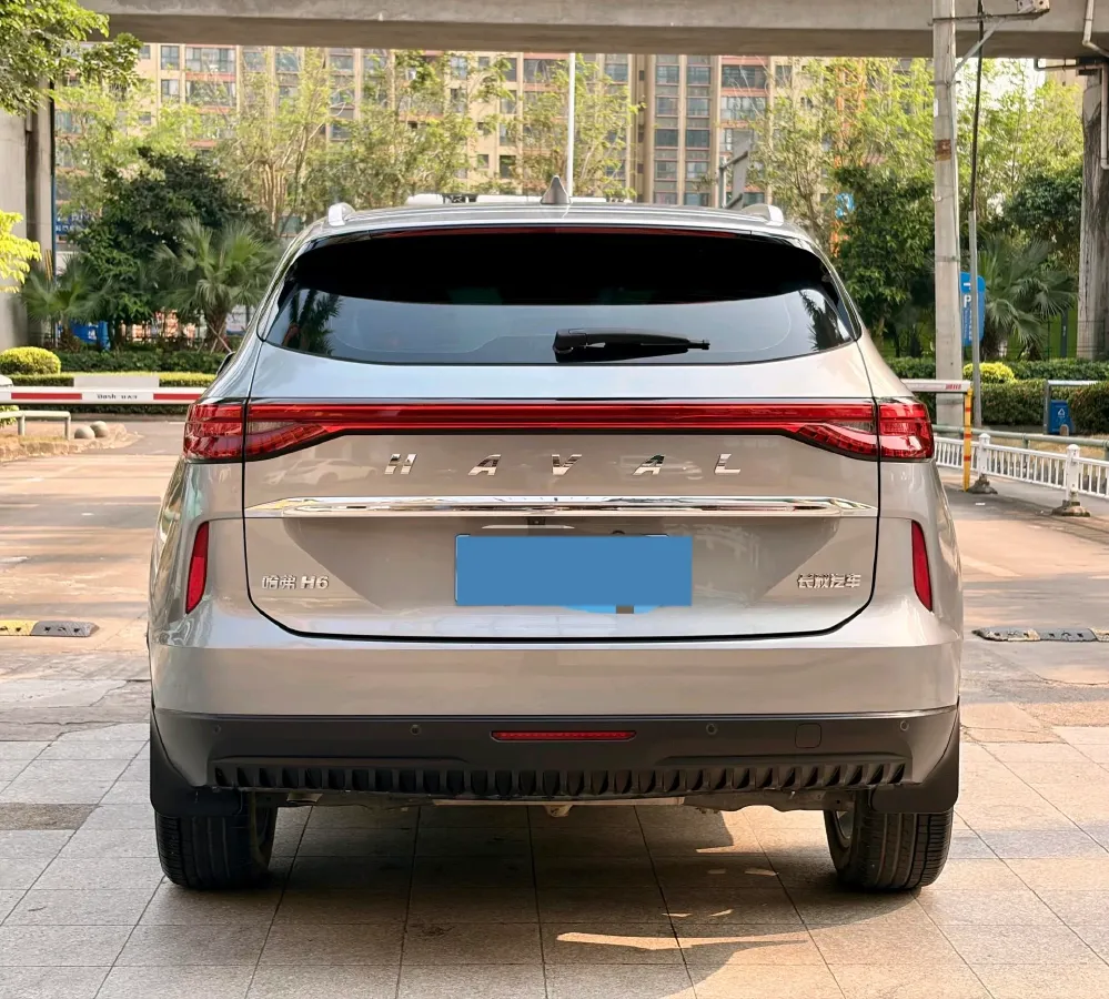 2021 Haval H6 1.5T 169HP L4 7DCT,autocango,china used car exporter,china ev exporter,chinese used car exporter,chinese used ev exporter