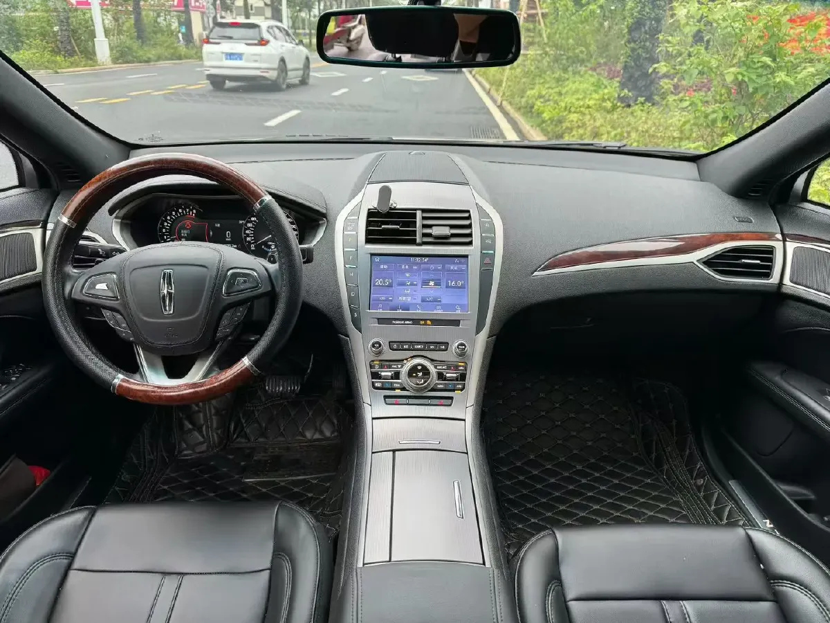 2019 BMW X2 1.5T 140HP L3 7DCT,autocango,china used car exporter,china ev exporter,chinese used car exporter,chinese used ev exporter