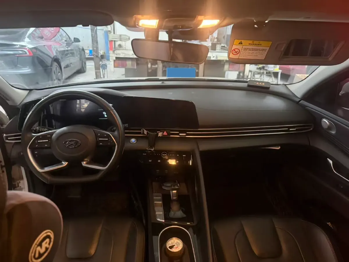 2021 Hyundai Elantra 1.5L 115HP L4 CVT,autocango,china used car exporter,china ev exporter,chinese used car exporter,chinese used ev exporter