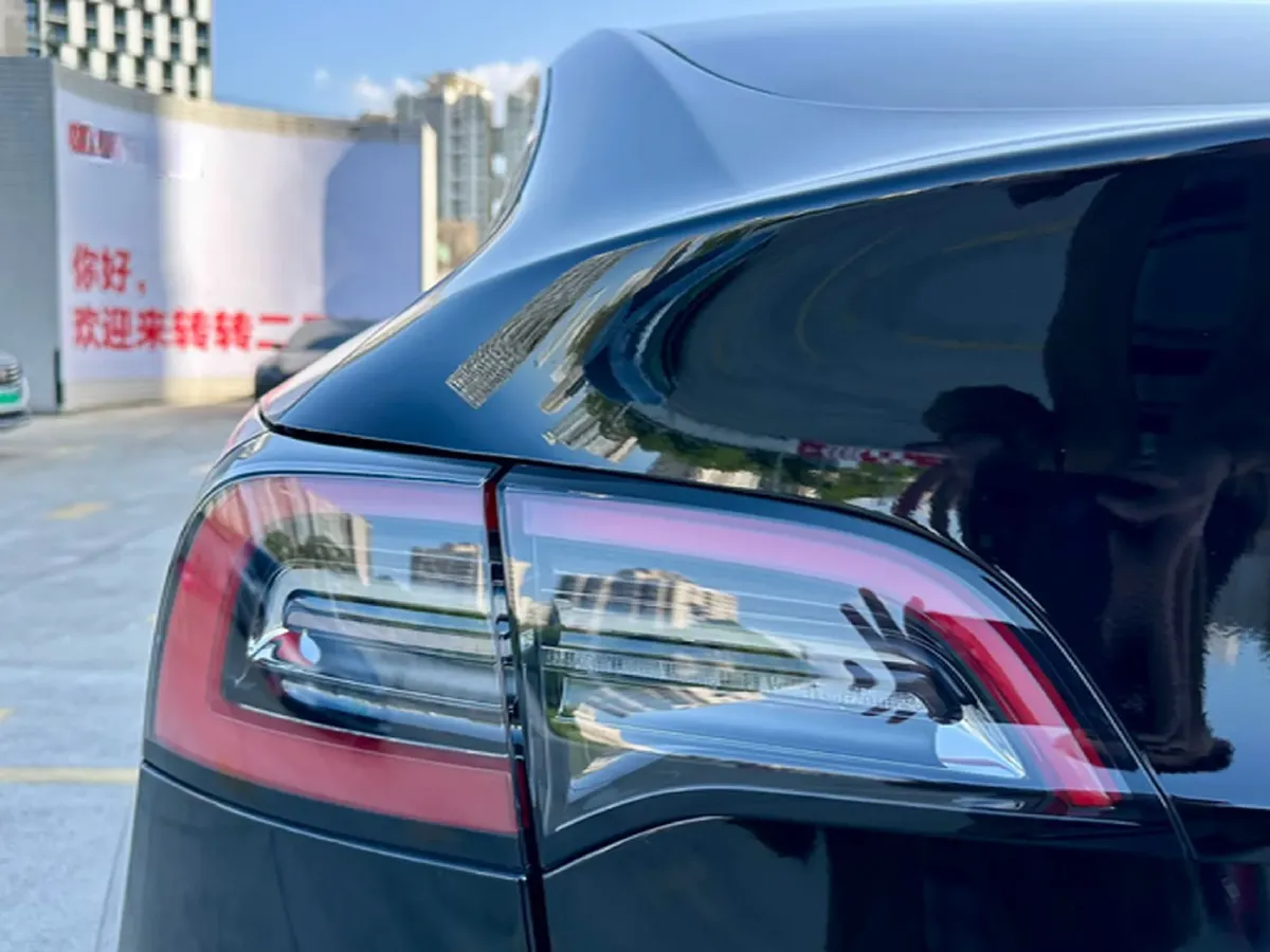 2022 Tesla Model Y BEV 60KWH,autocango,china used car exporter,china ev exporter,chinese used car exporter,chinese used ev exporter