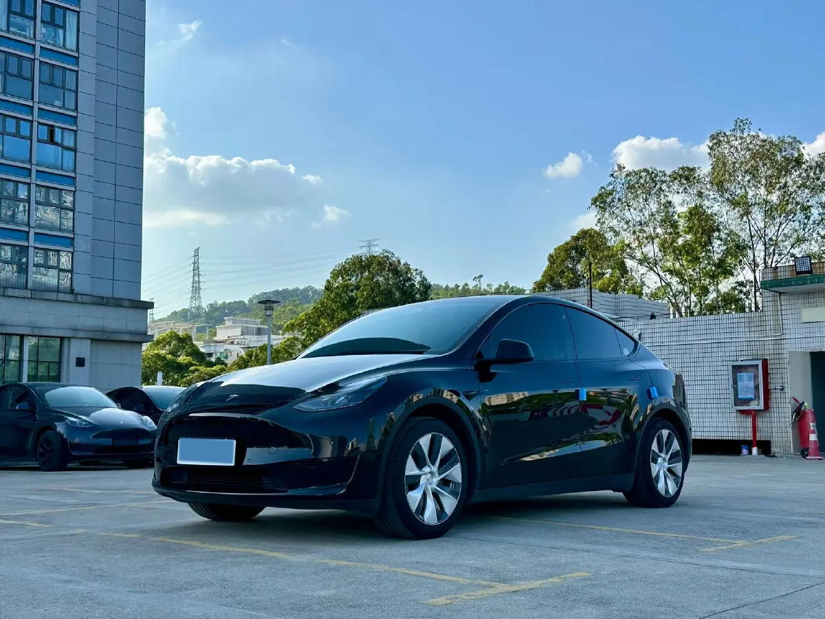 2022 Tesla Model Y BEV 60KWH,autocango,china used car exporter,china ev exporter,chinese used car exporter,chinese used ev exporter