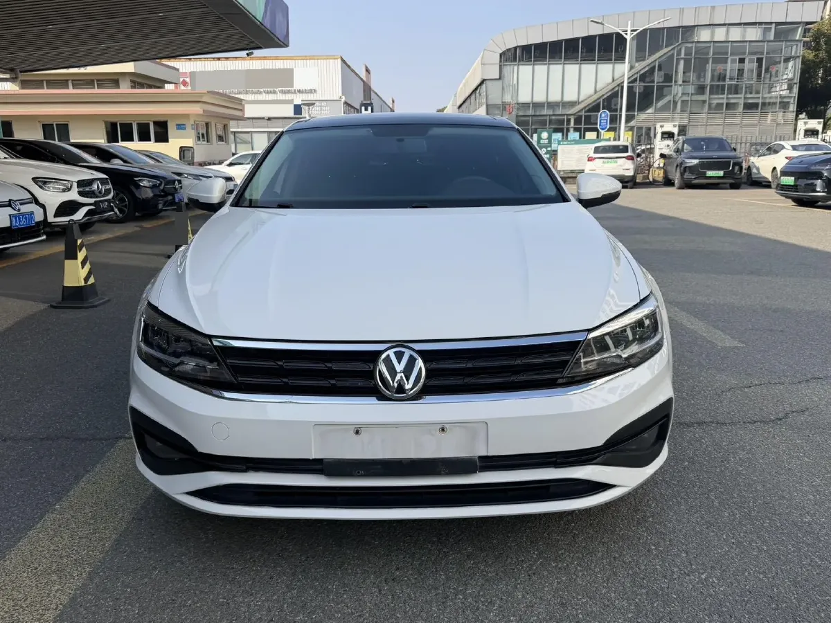 2019 Volkswagen T-Cross 1.4T 150HP L4 7DCT,autocango,china used car exporter,china ev exporter,chinese used car exporter,chinese used ev exporter
