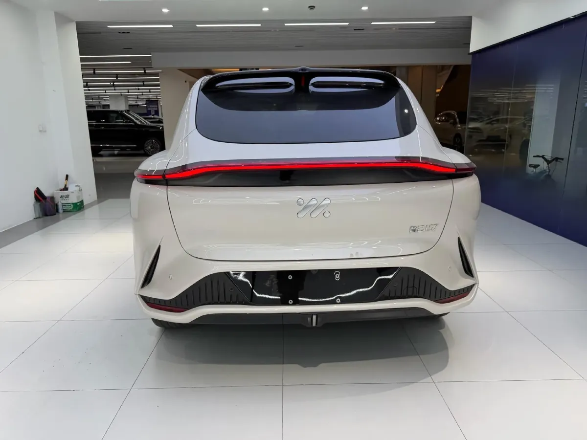 2024 IM LS7 BEV 90KWH,autocango,china used car exporter,china ev exporter,chinese used car exporter,chinese used ev exporter