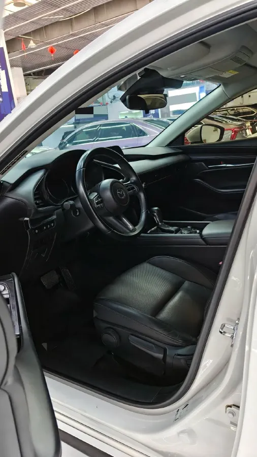 2020 Mazda 3 Axela 2.0L 158HP L4 6AT,autocango,china used car exporter,china ev exporter,chinese used car exporter,chinese used ev exporter